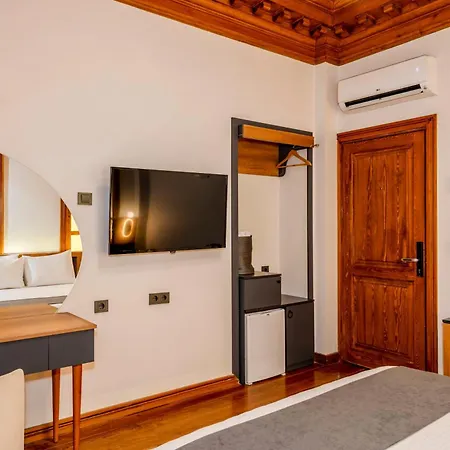 Elmira Pera & - Special Class 3* איסטמבול