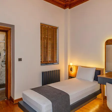 Elmira Pera & - Special Class Hotel Stambuł