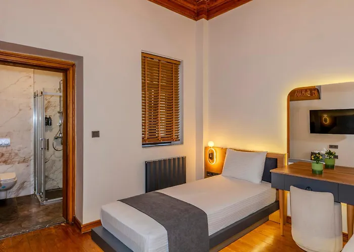 Elmira Pera & - Special Class Hotel Istanbul